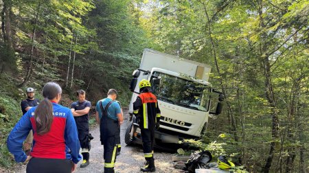 Sofer roman de TIR ajuns cu camionul pe o poteca de munte din Germania, salvat dupa o zi: A avut mare noroc!