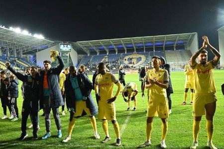 Jucatorul roman din <span style='background:#EDF514'>UZBEKISTAN</span> a reziliat si se poate intoarce in Superliga