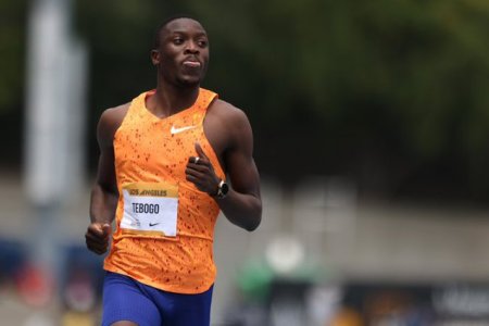 Letsile Tebogo din Botswana castiga proba de 200 m la Jocurile Olimpice de la Paris