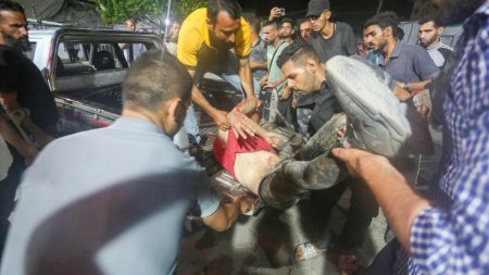 Peste 100 de morti dupa ce armata israeliana a bombardat o scoala din Gaza. IDF sustine ca acolo era un centru de comanda Hamas