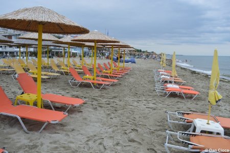 Razboiul sezlongurilor: cat costa ele in Romania, pe Coasta de Azur, Bulgaria sau Portugalia