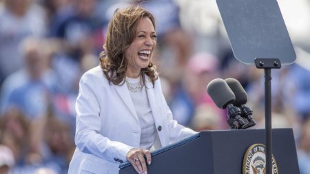 Alegeri SUA 2024: Kamala Harris il devanseaza pe Donald Trump in state cheie, potrivit sondajelor