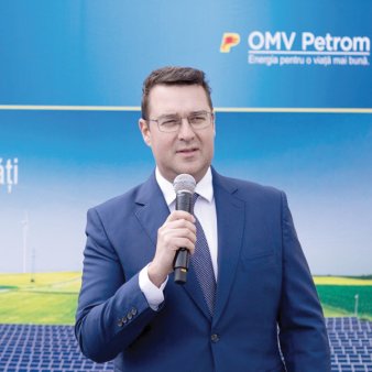 Emanuel Muntmark, cel mai influent investitor din industria regenerabila, are in dezvoltare un portofoliu de 1.500 MWh de stocare a energiei pana in 2030. Proiectele valoreaza cel putin 525 milioane de euro