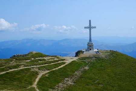 Cum a fost construita Crucea de pe Caraiman si ce reprezinta