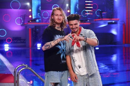 Motivul pentru care <span style='background:#EDF514'>MAGICIAN</span>ul Alex Furman, de la Romanii au talent, si DJ Deny participa la Splash! Vedete la apa. Suntem pregatiti pentru emisiunea dansului