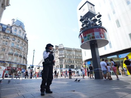 Un barbat cu nume romanesc a fost inculpat la Londra, in cazul injunghierii unei fetite de 11 ani in Leicester Square. Reactia MAE