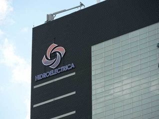 Bursa: Hidroelectrica a incheiat primul semestru din 2024 cu un profit net de 2,7 mld. lei, in scadere cu 32% fata de aceeasi perioada din 2023, si cu venituri de 5,15 mld. lei, minus 26%