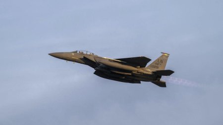 SUA aproba o vanzare masiva de avioane de lupta F-15 si obuze de tanc in Israel. F-15 reprezinta peste 90% din valoarea tranzactiei