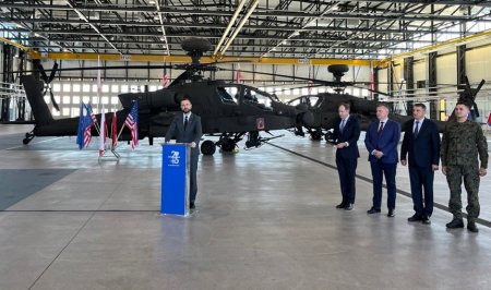 Polonia a inteles care-i treaba cu rusii: achizitia elicopterelor AH-64E Apache de la SUA