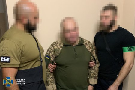 SBU anunta destructurarea unei retele de agenti care activa in slujba FSB si era condusa de fostul bodyguard al lui Viktor Ianukovici