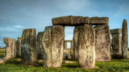 Stonehenge si misterul Pietrei Altarului: o calatorie inexplicabila de aproape 800 de kilometri din Scotia in inima Angliei