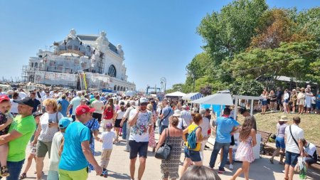 Sezonul estival, salvat de Sfanta Maria si Ziua Marinei