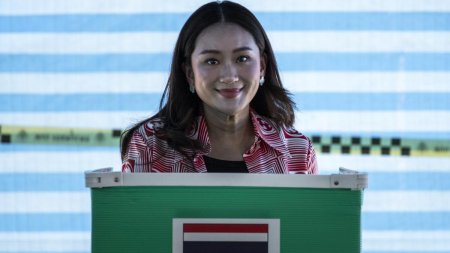 Thailanda va avea cel mai tanar prim-ministru din istoria sa. Mostenitoarea clanului Shinawatra devine a doua femeie care ocupa postul