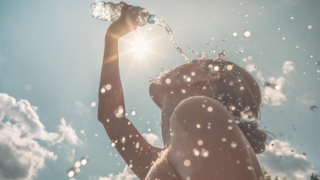 Cum va fi vremea maine, 17 august. Avertizare meteo de la ANM. Harta