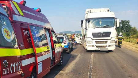 Accident intre un autocar si un microbuz la Cernavoda. A fost activat Planul Rosu de interventie