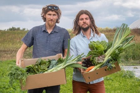 Cum va arata mancarea viitorului: Abia astept sa folosim inteligenta artificiala in agricultura! + Diferenta dintre legumele obisnuite si cele bio