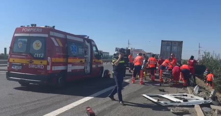 Accident grav pe Autostrada A4: 13 victime, dintre care 11 sunt incarcerate. Spital mobil si elicopter SMURD, la fata locului VIDEO