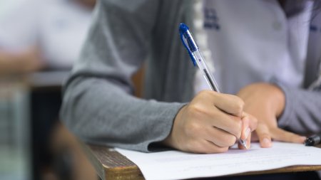 BAC de toamna 2024 la Matematica. Ce subiecte pica la Mate in a doua sesiune