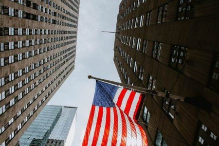 Goldman Sachs a redus probabilitatea de recesiune in SUA la 20%