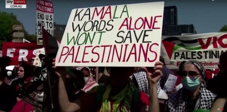 Mii de protestatari pro-palestinieni au marsaluit la Conventia democrata: <span style='background:#EDF514'>KILLER</span> Kamala