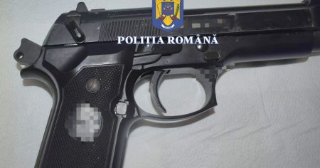 Atac in stil mafiot: doi barbati au distrus cu un <span style='background:#EDF514'>PISTOL CU BILE</span> geamurile unui restaurant din Mangalia. Unde au fost prinsi