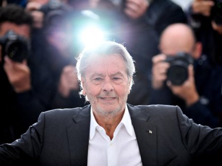 Cainele lui Alain Delon nu va fi eutanasiat si inmormantat alaturi de actor, asa cum dorea acesta