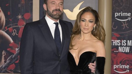 Jennifer Lopez divorteaza de Ben Affleck