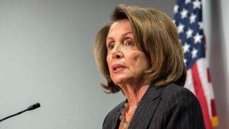 Pelosi spune ca Harris 'este gata sa ne duca la noi inaltimi'