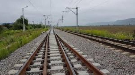 Circulatia trenurilor romanesti, afectata de lucrarile de infrastructura din Ungaria