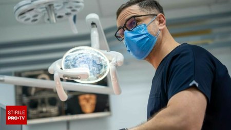 (P) Implant Dentar sau Punte Dentara? Dr.Amer Hijazi iti explica de ce sa optezi pentru tratamentul cu implant dentar