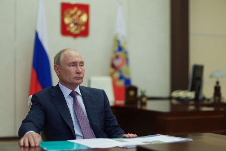 Incursiunea Ucrainei in Rusia scoate la iveala slabiciunile lui Putin: indecizia si paralizia in gestionarea crizelor. Nu este un <span style='background:#EDF514'>SOBOLAN</span> incoltit, este doar un impostor | Analiza CNN