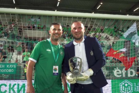 <span style='background:#EDF514'>COSMIN MOTI</span>, elogiat in Bulgaria! Ce premiu i-a oferit Ludogorets + Gestul prin care a ironizat-o pe FCSB