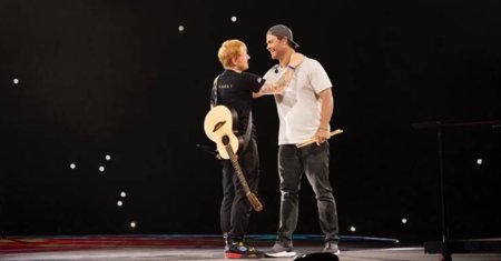 Actorul fabulos care a facut senzatie la tobe in concertul lui <span style='background:#EDF514'>ED SHEERAN</span>, in fata a 70.000 de fani! Face un documentar! VIDEO