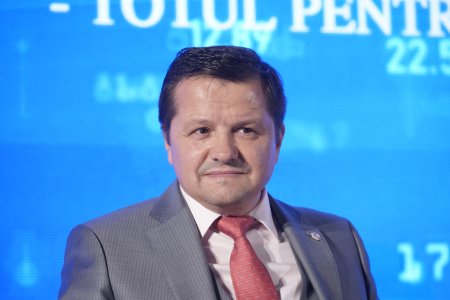 Chimcomplex a licitat pentru concesionarea termoficarii in Iasi ca parte a unui proiect prin care va produce energie pentru combinat, iar surplusul va fi livrat orasului. Investitii de 2,2 mld. euro pe 10 ani. Vuza, presedinte: Este o veste buna, insa trebuie sa fim realisti si sa recunoastem ca diavolul sta in detalii