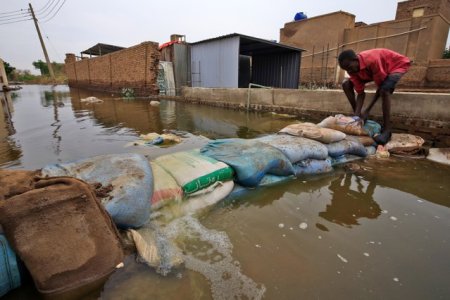 Inundatiile au distrus cel putin 20 de sate si au omorat 30 de oameni, in estul <span style='background:#EDF514'>SUDAN</span>ului