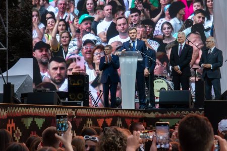 Rep. Moldova, la 33 de ani de independenta: 40.000 de oameni au sarbatorit marti seara la Chisinau. Maia Sandu: 