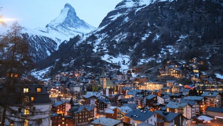 Turistii de-o zi din statiunea elvetiana Zermatt vor plati o taxa de vizitator. La cat se ridica