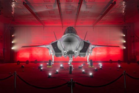 Compania Lockheed Martin a prezentat guvernului polonez primul F-35 produs pentru armata Poloniei. Avioanele vor fi numite 