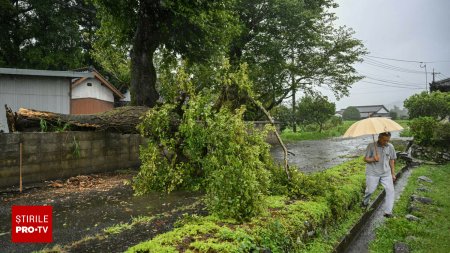 Daune in Japonia, dupa taifunul Shanshan. Cel putin cinci persoane au murit si milioane sunt evacuate | VIDEO & GALERIE FOTO