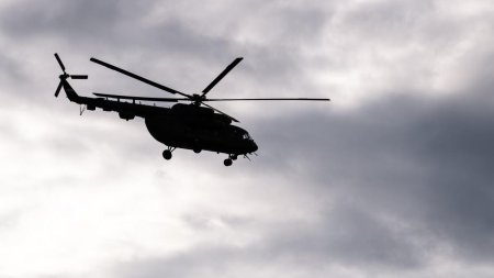 Un elicopter cu 22 de oameni la bord a disparut, in Rusia