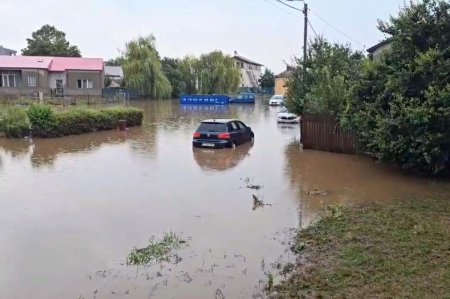 Furtunile din judetul Constanta au facut prapad in gospodarii. 