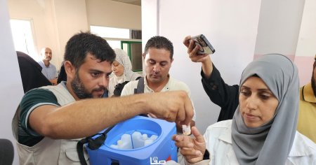 Campania de vaccinare impotriva poliomielitei a inceput in Fasia Gaza. Medic roman: Razboiul se pune pe HOLD pentru a combate aceasta boala <span style='background:#EDF514'>NECRUTATOARE</span>