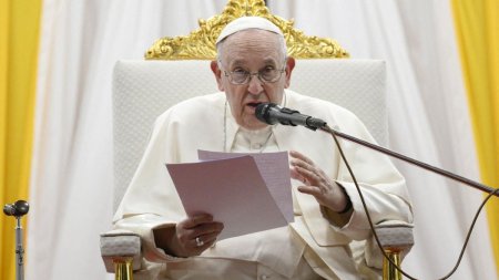 Papa Francisc a declarat ca Pamantul este "bolnav" intr-un nou avertisment privind schimbarile climatice