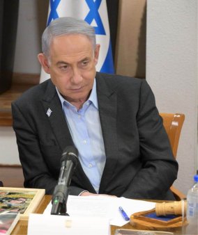 AFP: Netanyahu ameninta sa-si regleze conturile cu Hamas dupa gasirea <span style='background:#EDF514'>CADAVRELOR</span> a sase ostatici