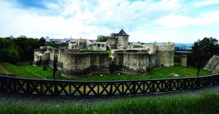 Tunelul blestemat din Romania la capatul caruia nu trebuie sa ajungi niciodata. Sotia unui mare presedinte a dat ordin sa fie bombardat