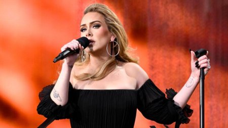 Adele, anunt neasteptat pentru fani in timpul concertului de la München: Am nevoie de o pauza sa traiesc viata pe care am construit-o