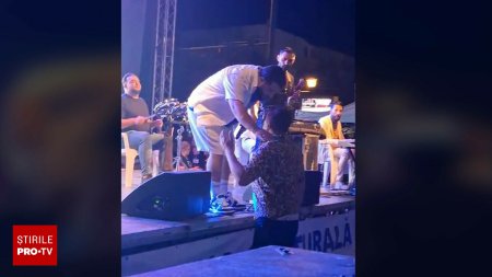 Dedicatii de la interlopi, la un concert de manele din Vaslui finantat de Guvernul Romaniei | VIDEO