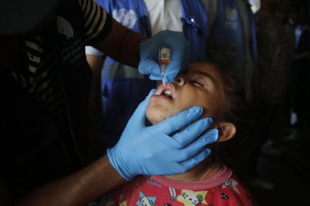 Peste 87.000 de copii au fost vaccinati impotriva polio<span style='background:#EDF514'>MIEL</span>itei in Gaza