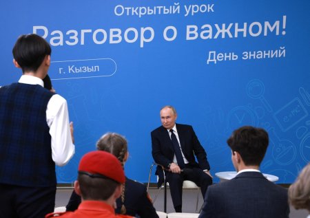 Vladimir Putin le-a spus scolarilor, la o lectie deschisa: Nu exista tari ostile Rusiei