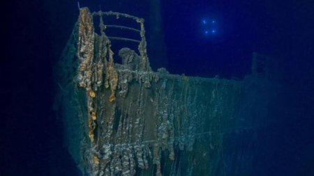 Imaginile care dezvaluie profunzimea degradarii Titanicului: Celebra balustrada a disparut, iar artefactele ies din nou la lumina